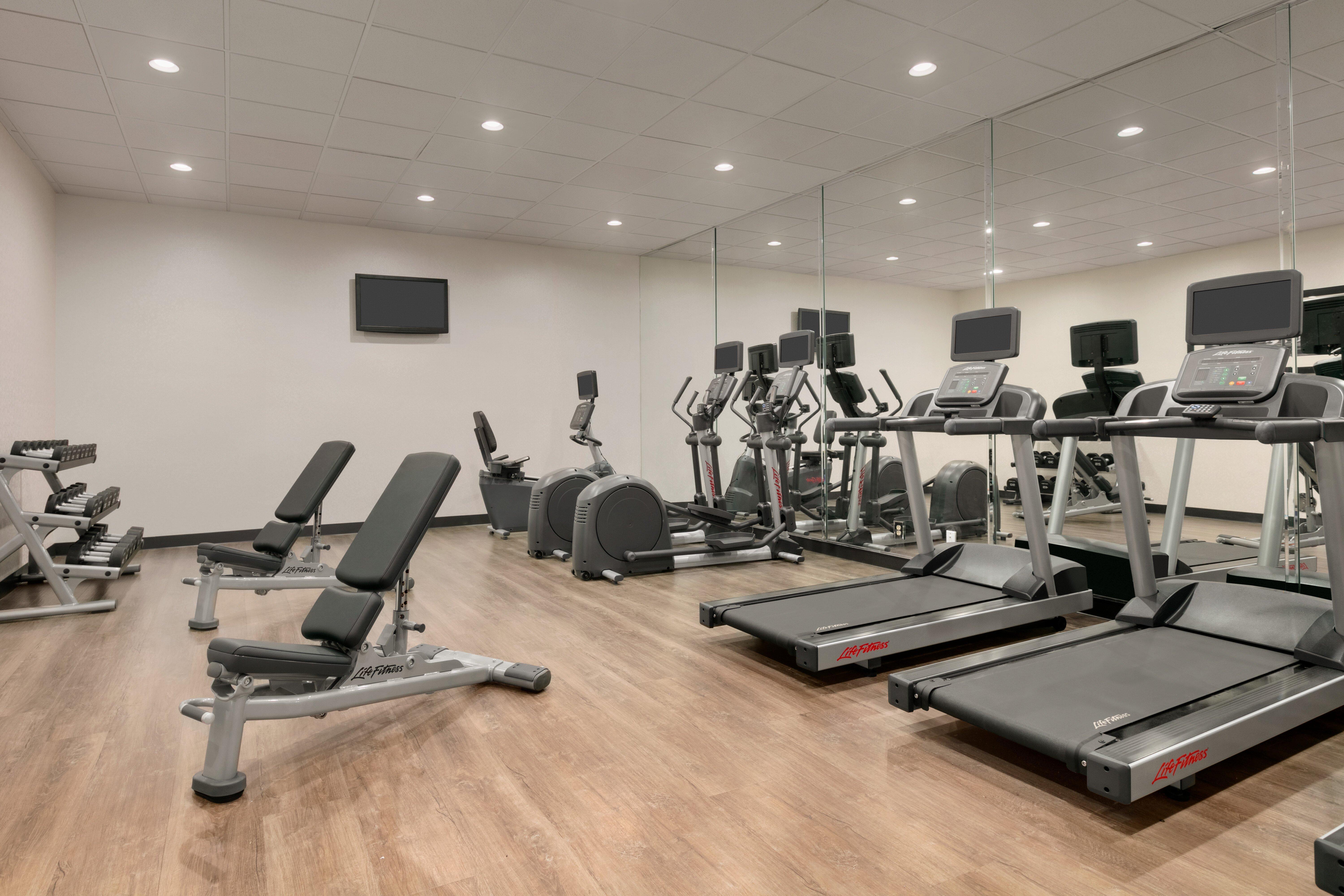 Holiday Inn Express Hotel & Suites Norfolk Airport By Ihg Экстерьер фото