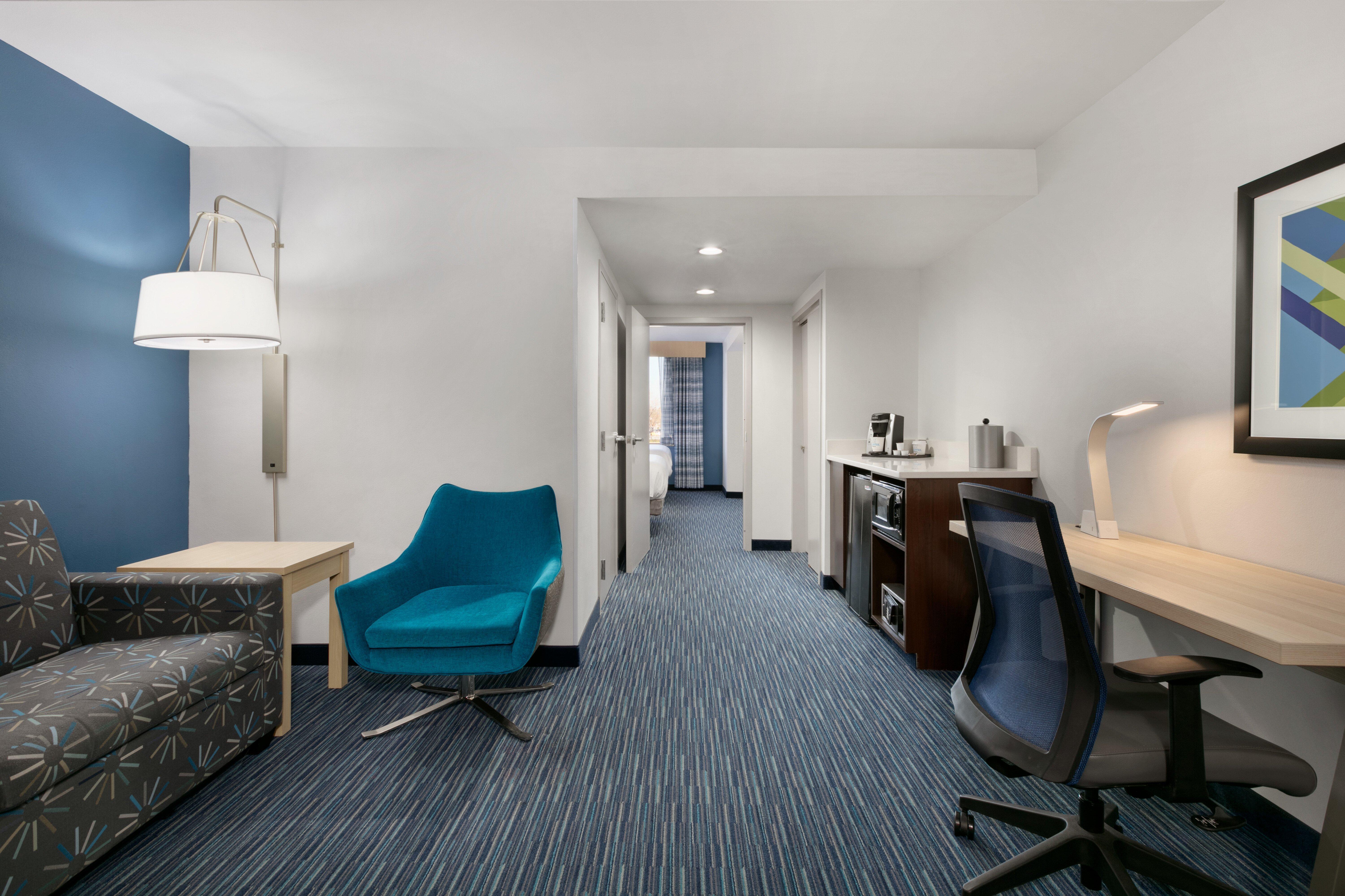 Holiday Inn Express Hotel & Suites Norfolk Airport By Ihg Экстерьер фото