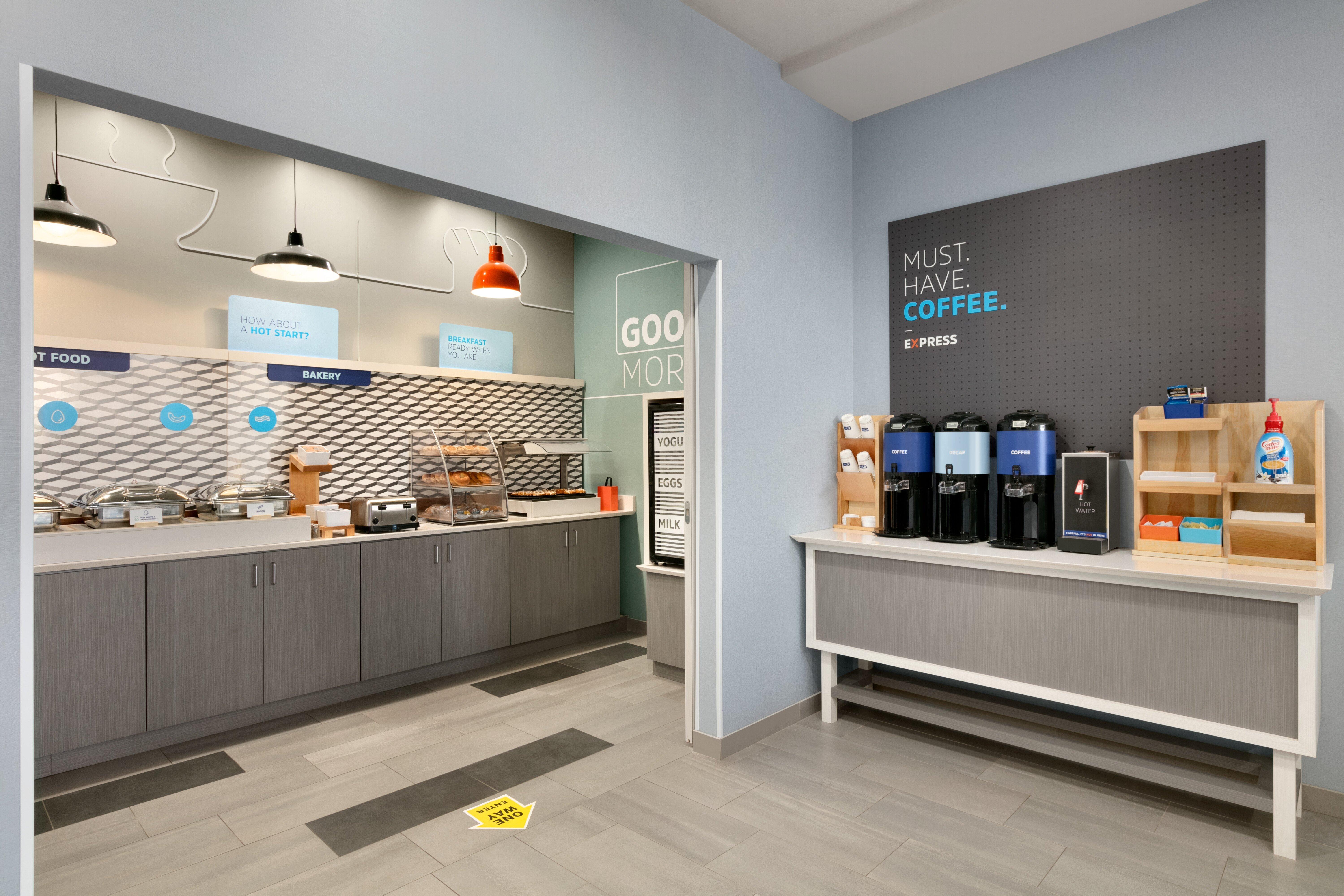 Holiday Inn Express Hotel & Suites Norfolk Airport By Ihg Экстерьер фото
