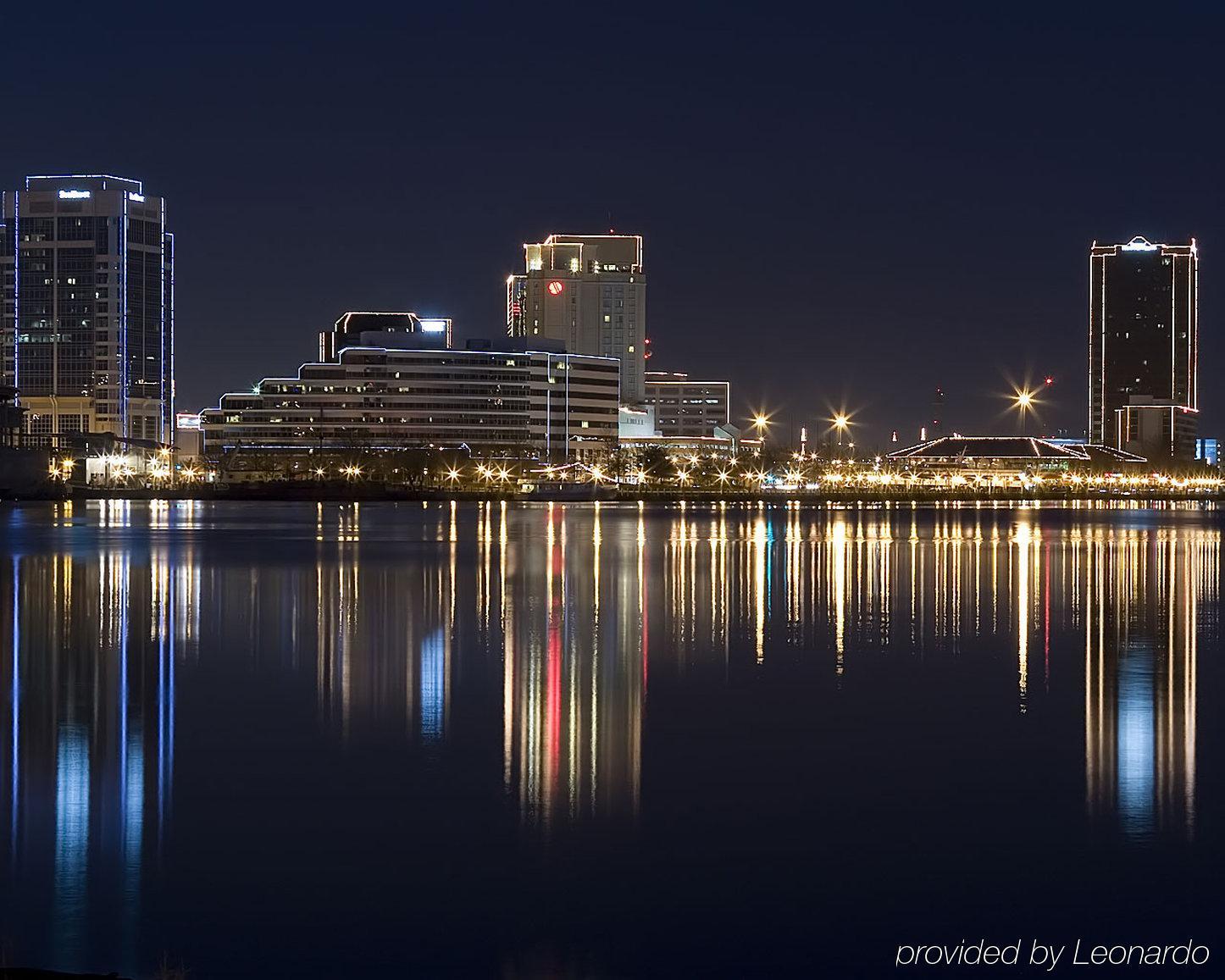 Holiday Inn Express Hotel & Suites Norfolk Airport By Ihg Экстерьер фото